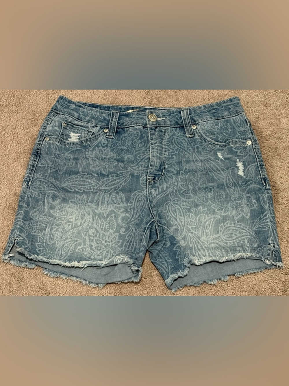 Seven7 Womens Weekend Jean Shorts Size 8 Measured 30x5 Floral Pattern Frayed Hem